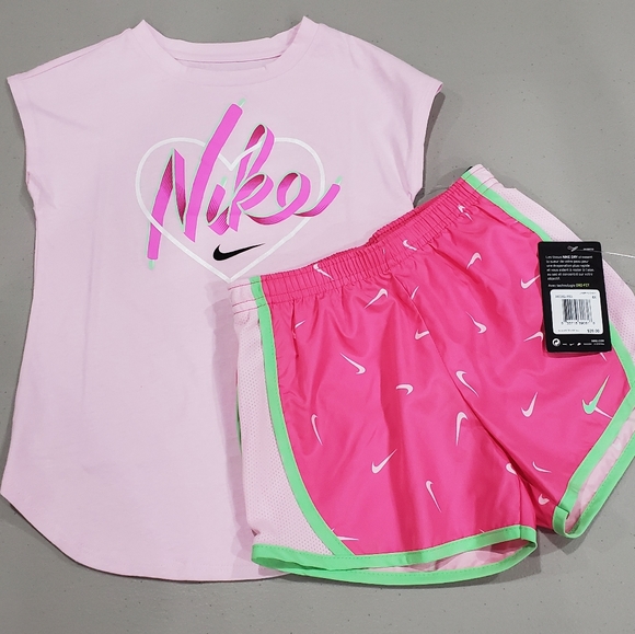 Nike Other - 🆕️💘 Nike tee & shorts